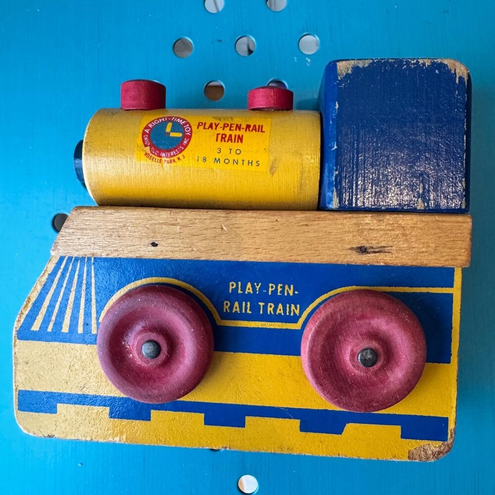 Play-Pen-Rail Train Wooden Toy 3–18 Months Toddler Baby Vintage 50s Collectible - Picture 13 of 13